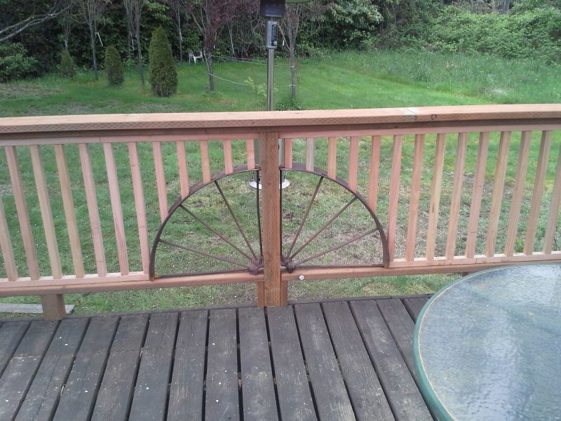 Wagon Wheel deck railing